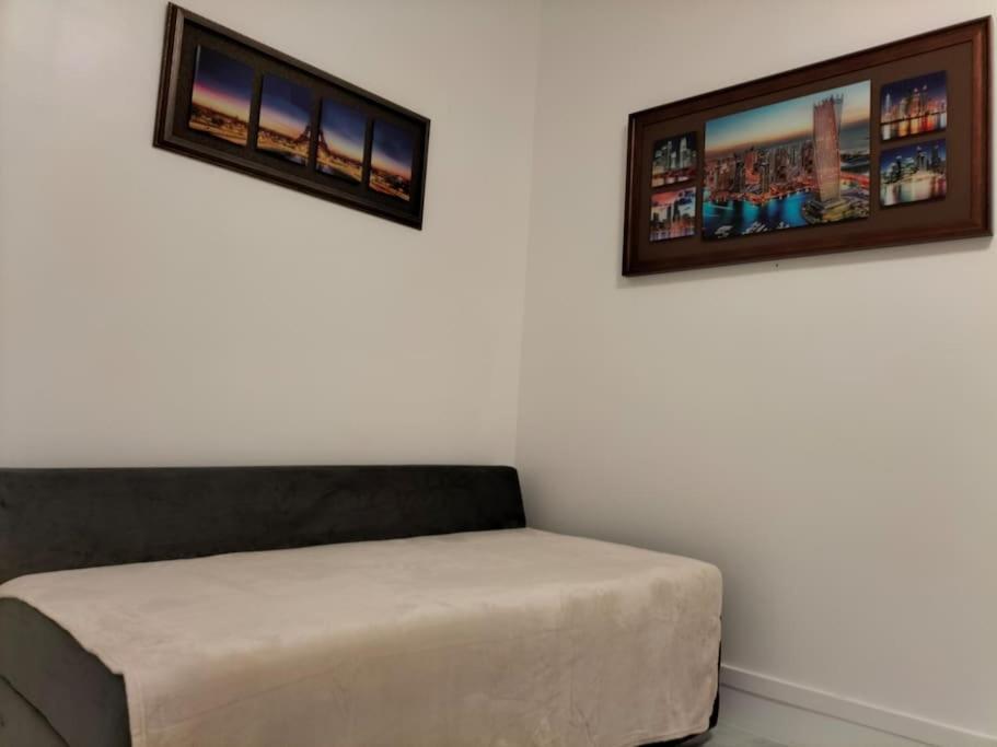 Paris Tourist Apartment, France Stains Bagian luar foto