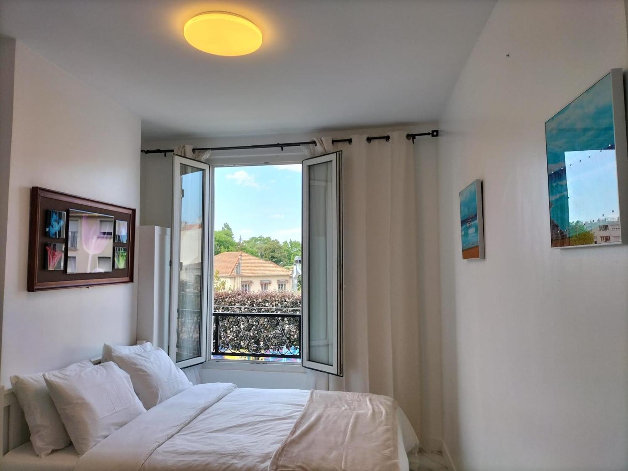Paris Tourist Apartment, France Stains Bagian luar foto