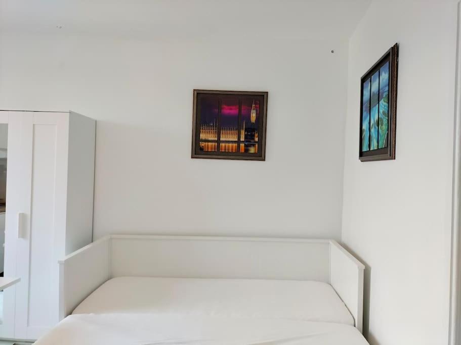 Paris Tourist Apartment, France Stains Bagian luar foto