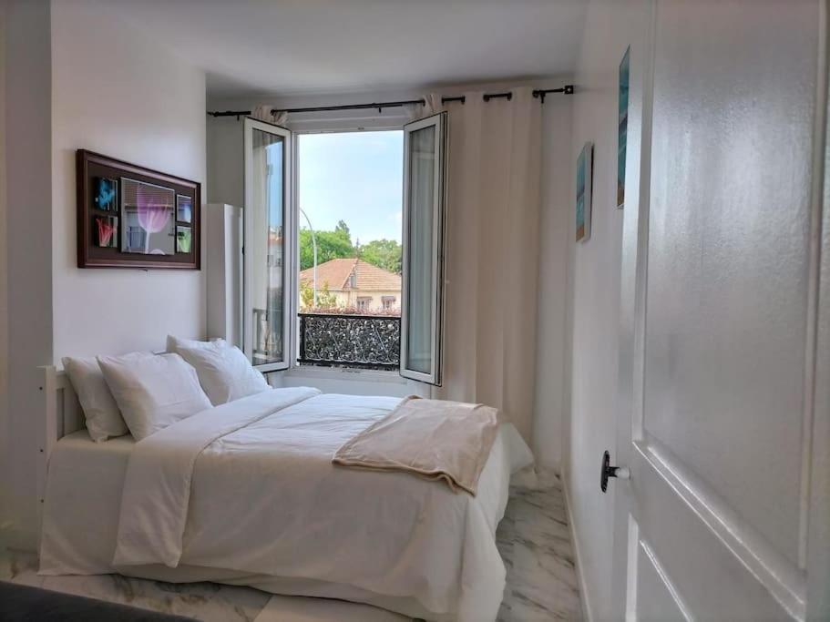 Paris Tourist Apartment, France Stains Bagian luar foto