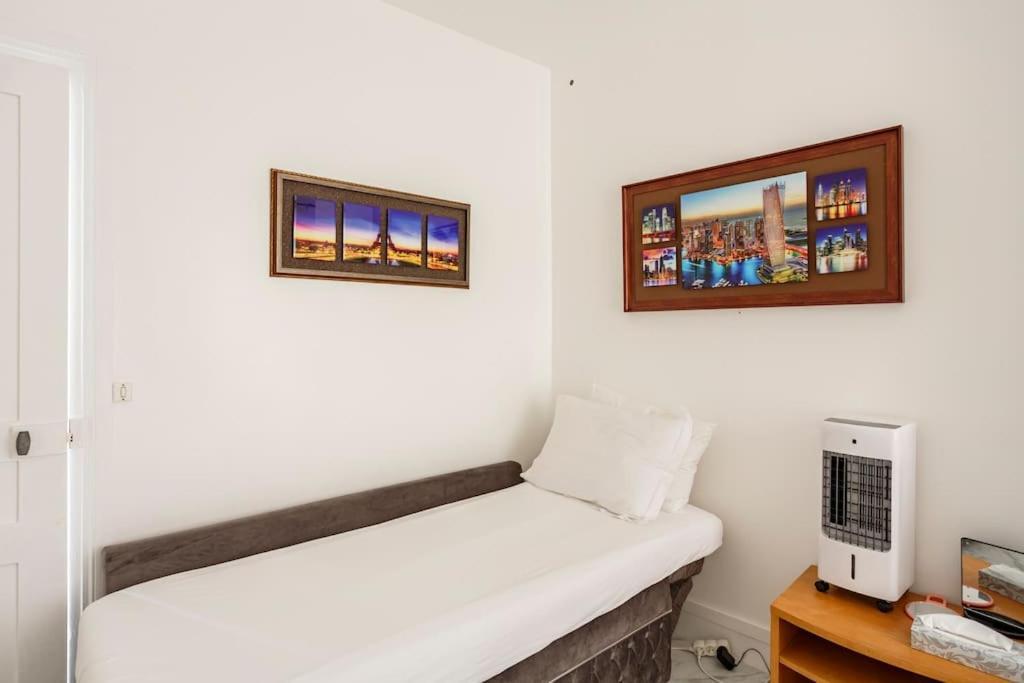 Paris Tourist Apartment, France Stains Bagian luar foto